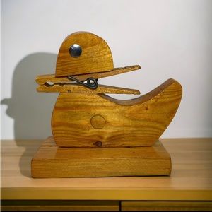 Wooden Duck Clothespin Holder Vintage Bird Art Beak Note Card Recipe cottage
